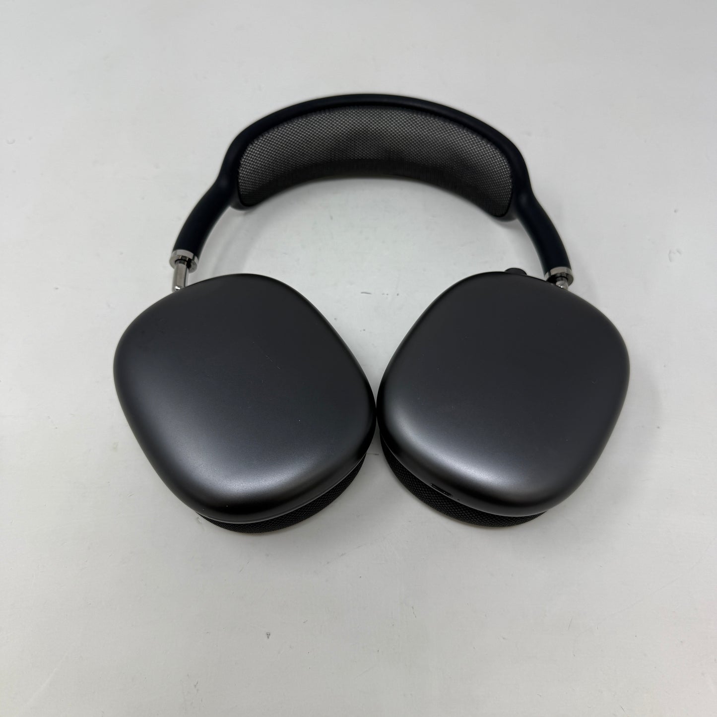 Apple AirPods Max A2096 No Smart Case
