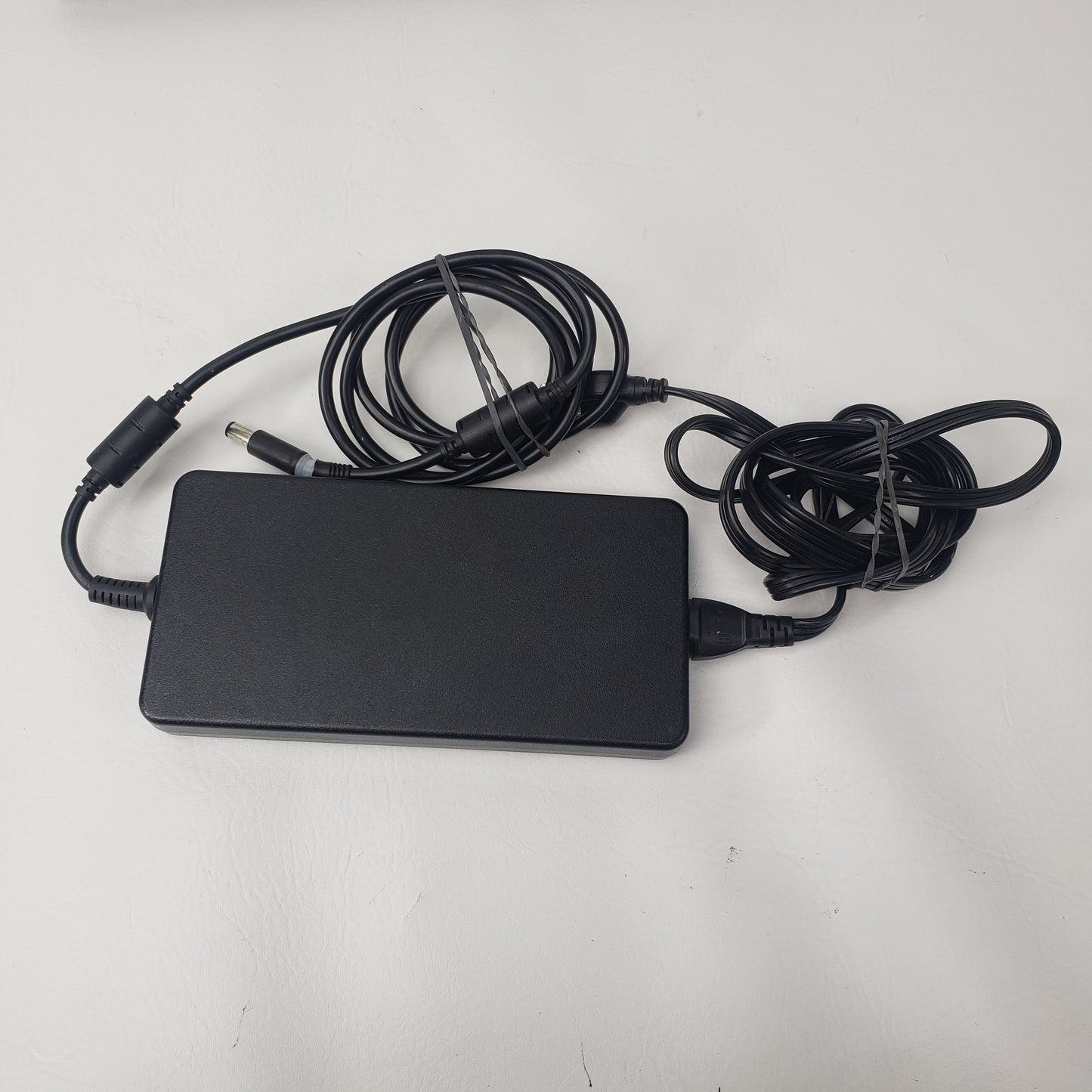 Dell G7 7700 17.3" i7-10750H 2.6. 16GB RAM 1TB SSD GeForce RTX 2070