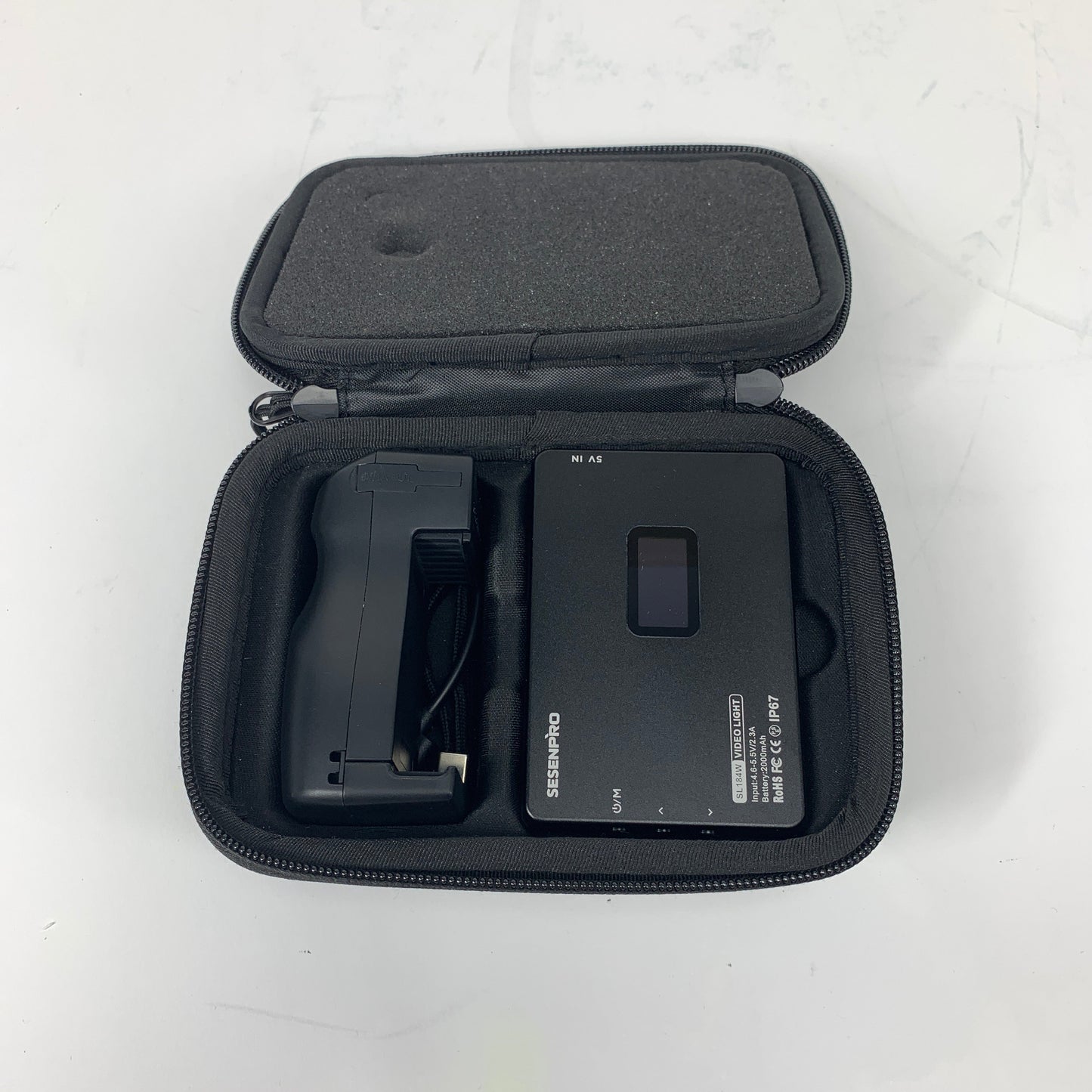 Sesenpro 2500K-8500K ColorTemperature LED Video Light SL184W 2000mAh