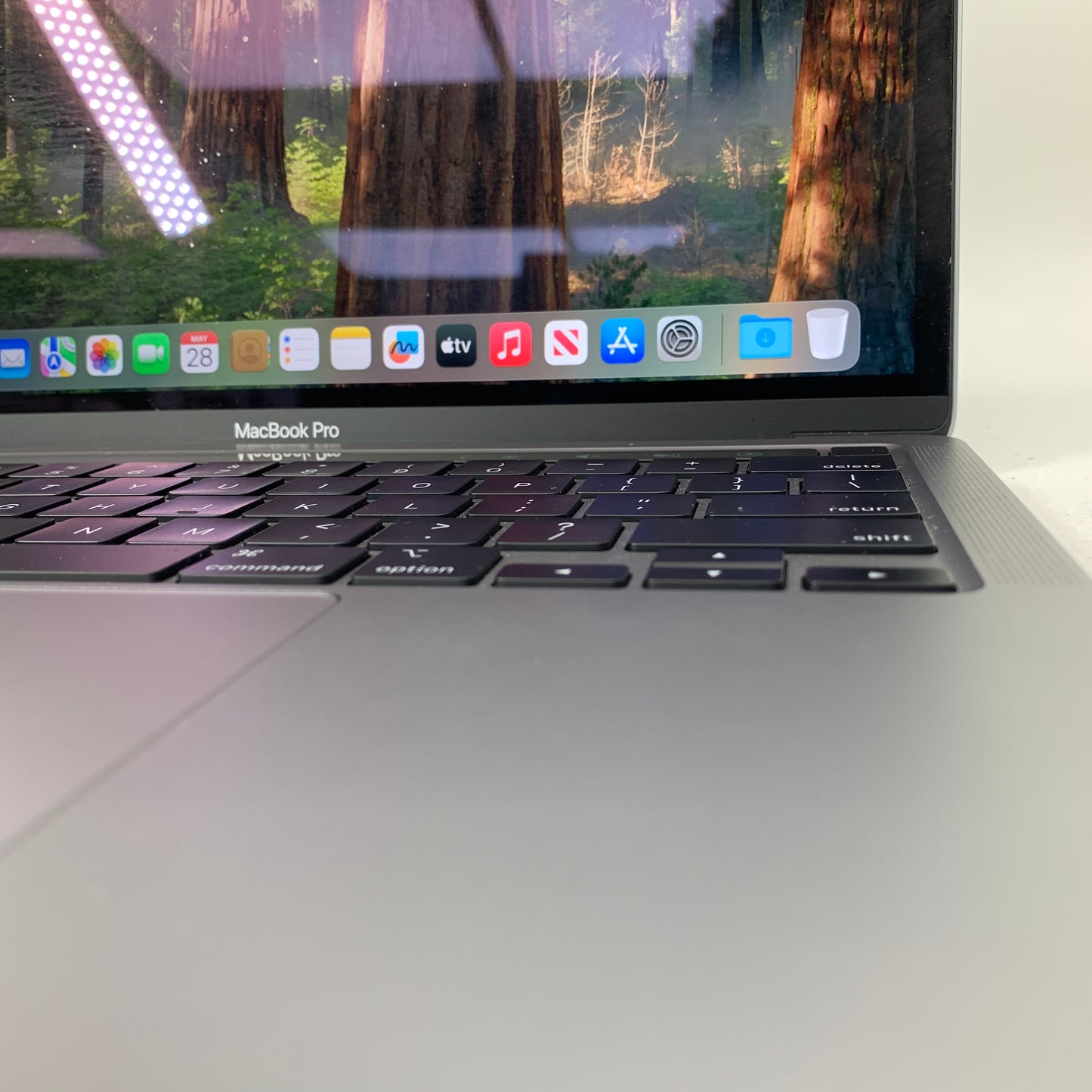 2022 Apple MacBook Pro 13.3" M2 10C GPU 3.5GHz 8GB RAM 256GB SSD A2338