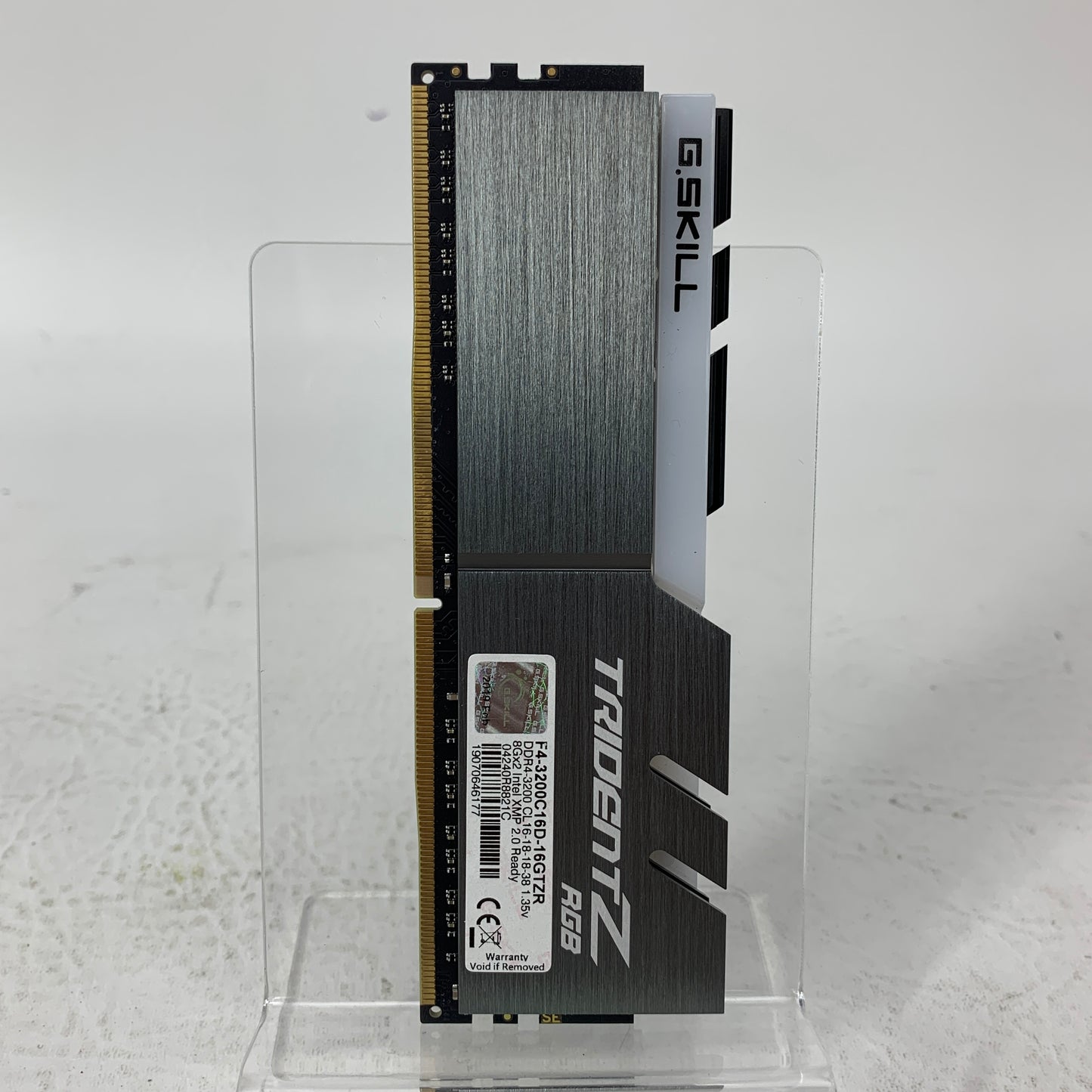 G.Skill Trident Z RGB 16GB (2x8GB) RAM DDR4 3200MHz F4-3200C16D-16GTZR