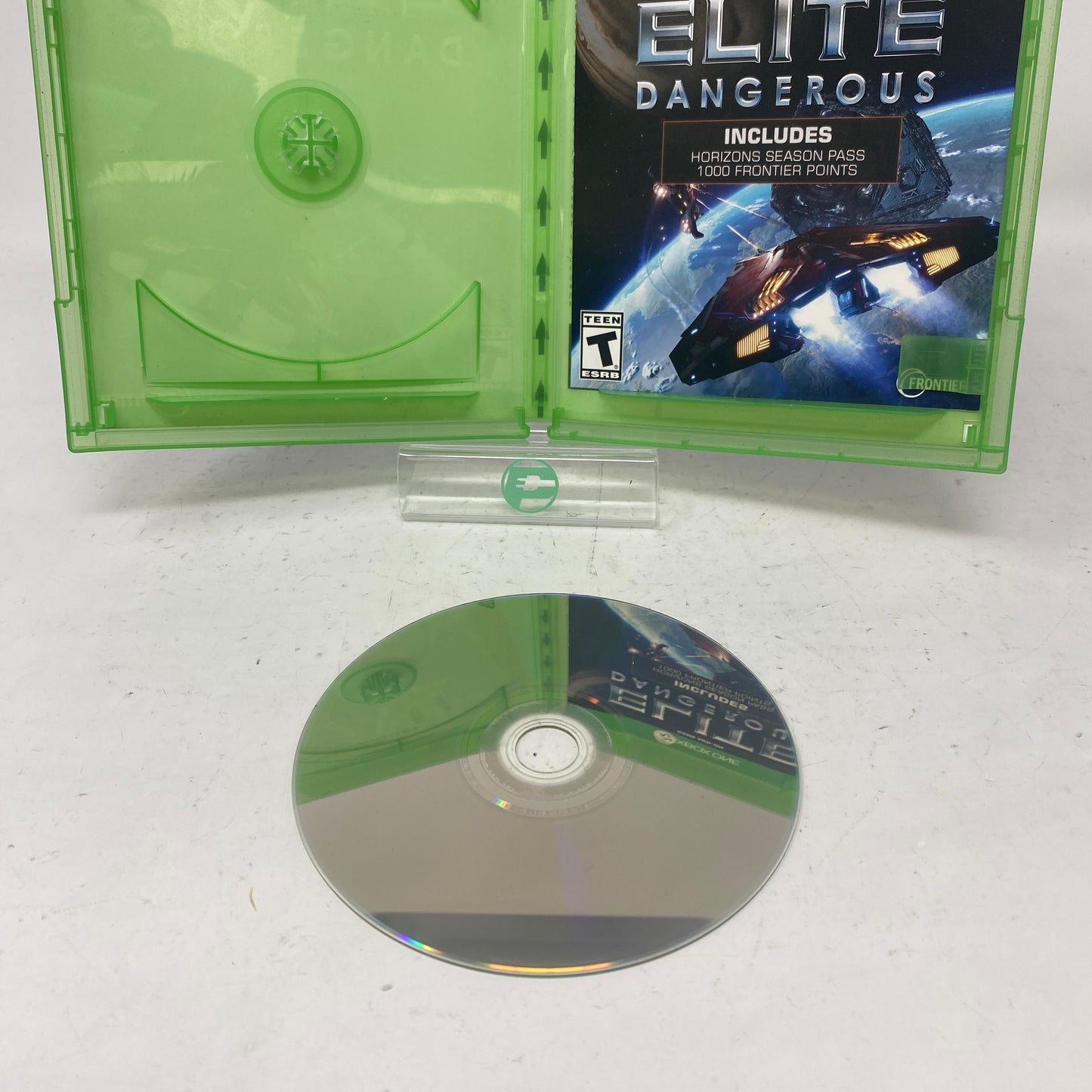 Elite Dangerous Legendary Edition (Microsoft Xbox One, 2017)
