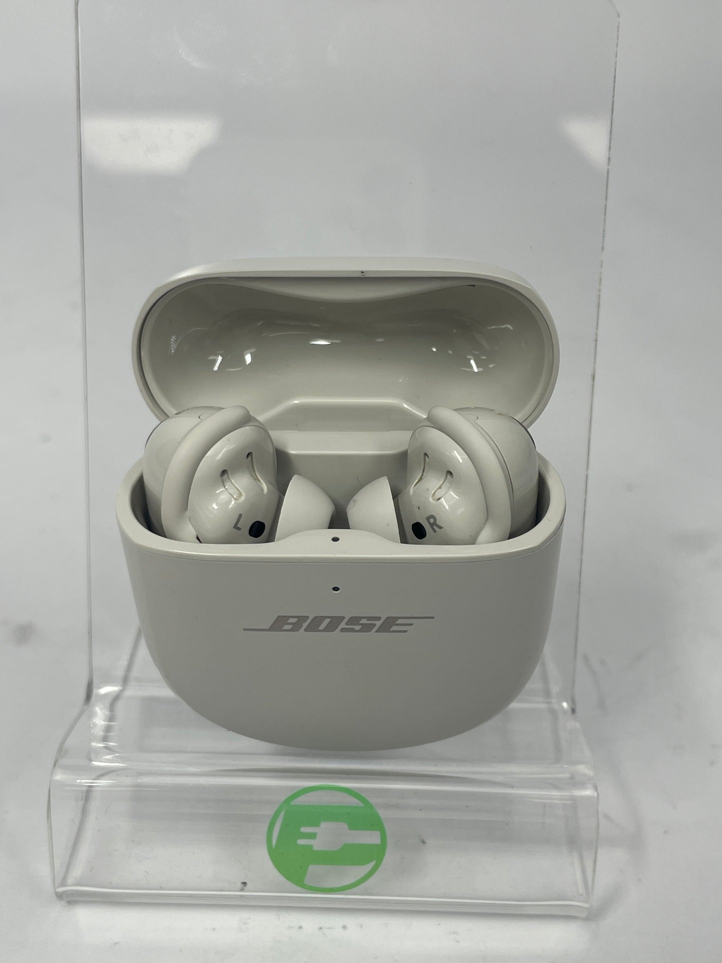 Bose QuietComfort Ultra In-Ear Noise Cancelling Bluetooth Earbuds White Smoke