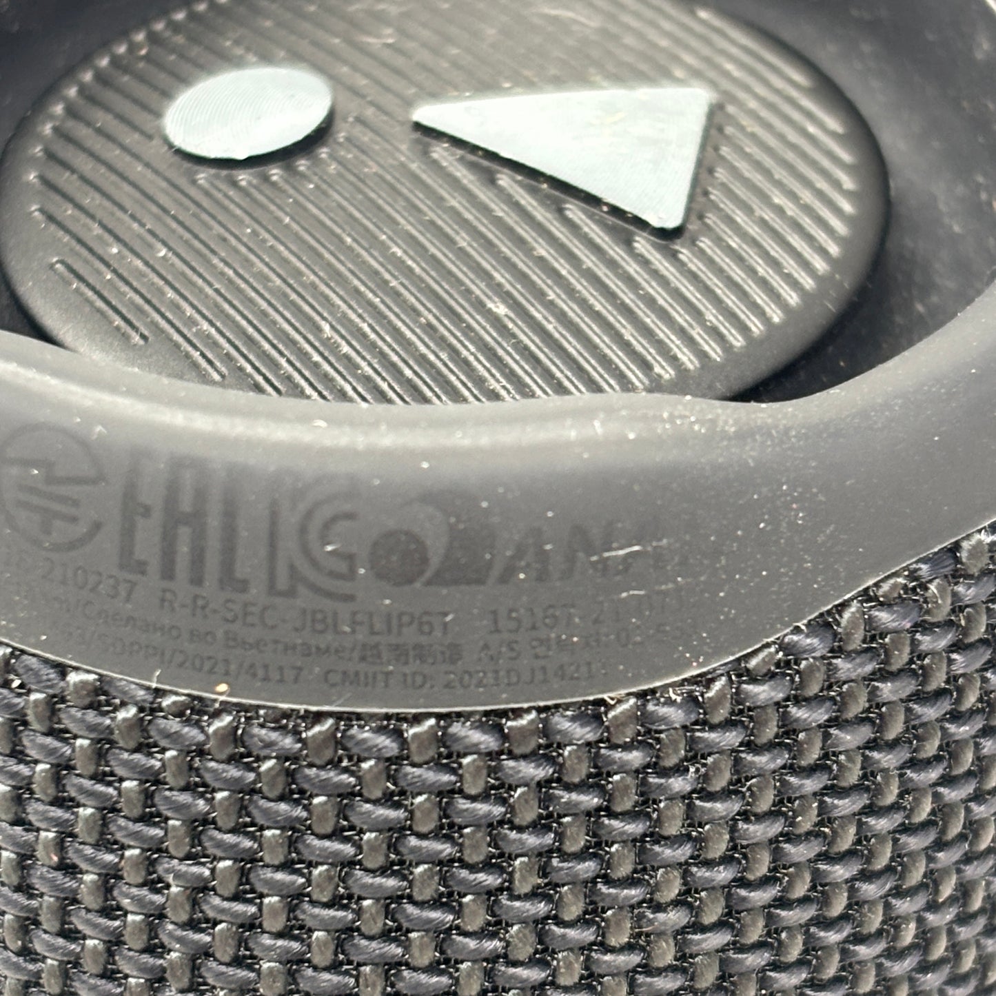 JBL Flip 6 Portable Wireless Bluetooth Speaker Black JBLFLIP6T