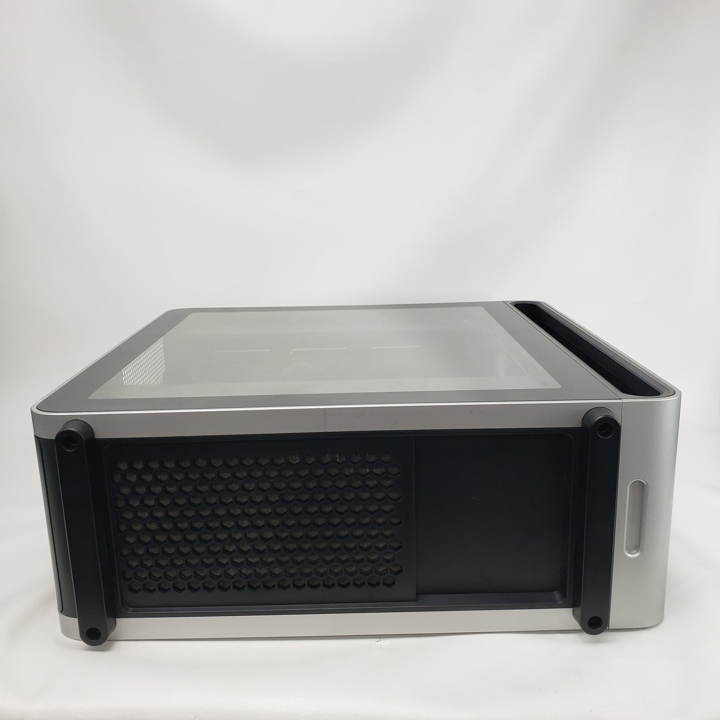 Alienware Area 51 Ultra 9 285K 64GB RAM 4TB SSD GeForce RTX 5080 Desktop Only