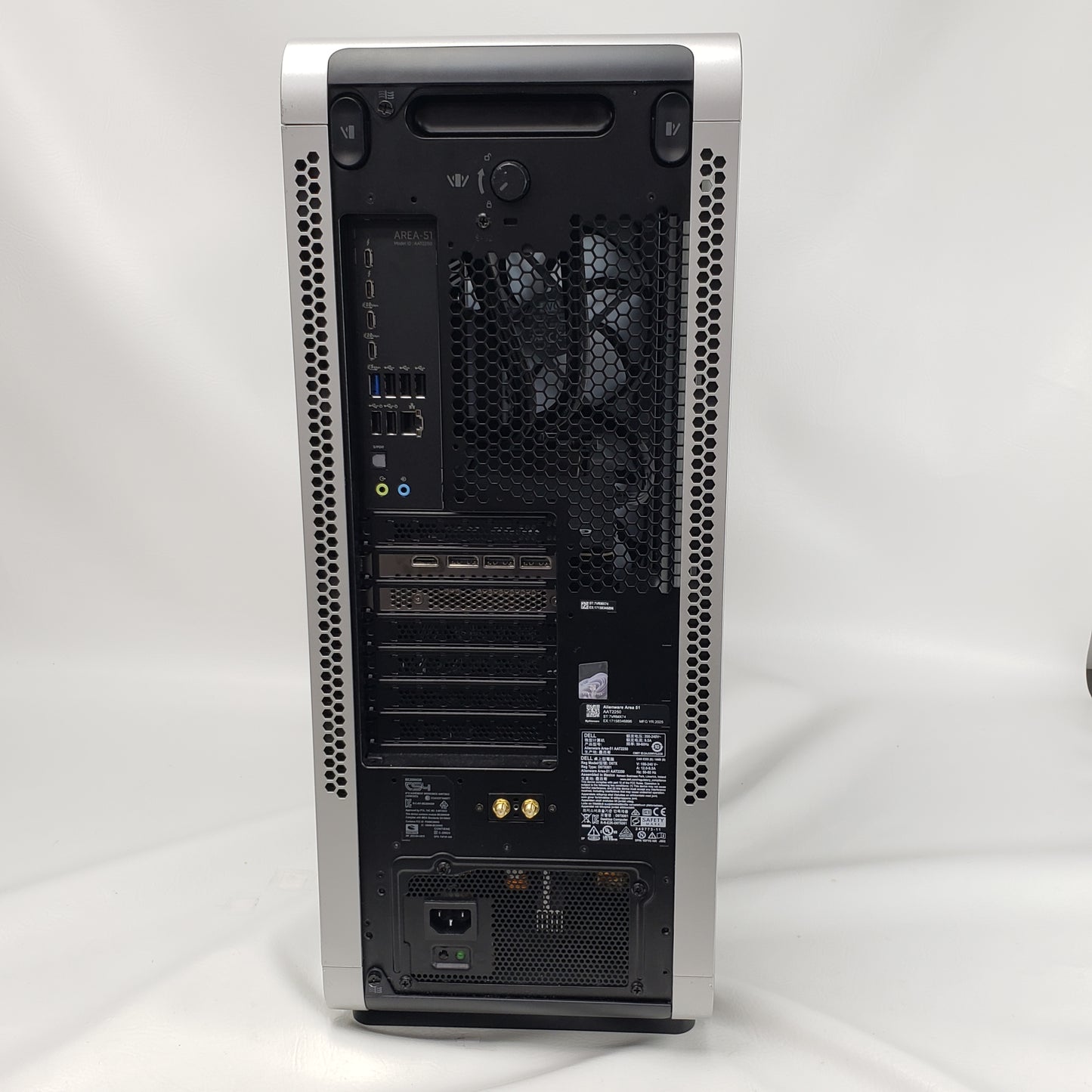 Alienware Area 51 Ultra 9 285K 64GB RAM 4TB SSD GeForce RTX 5080 Desktop Only