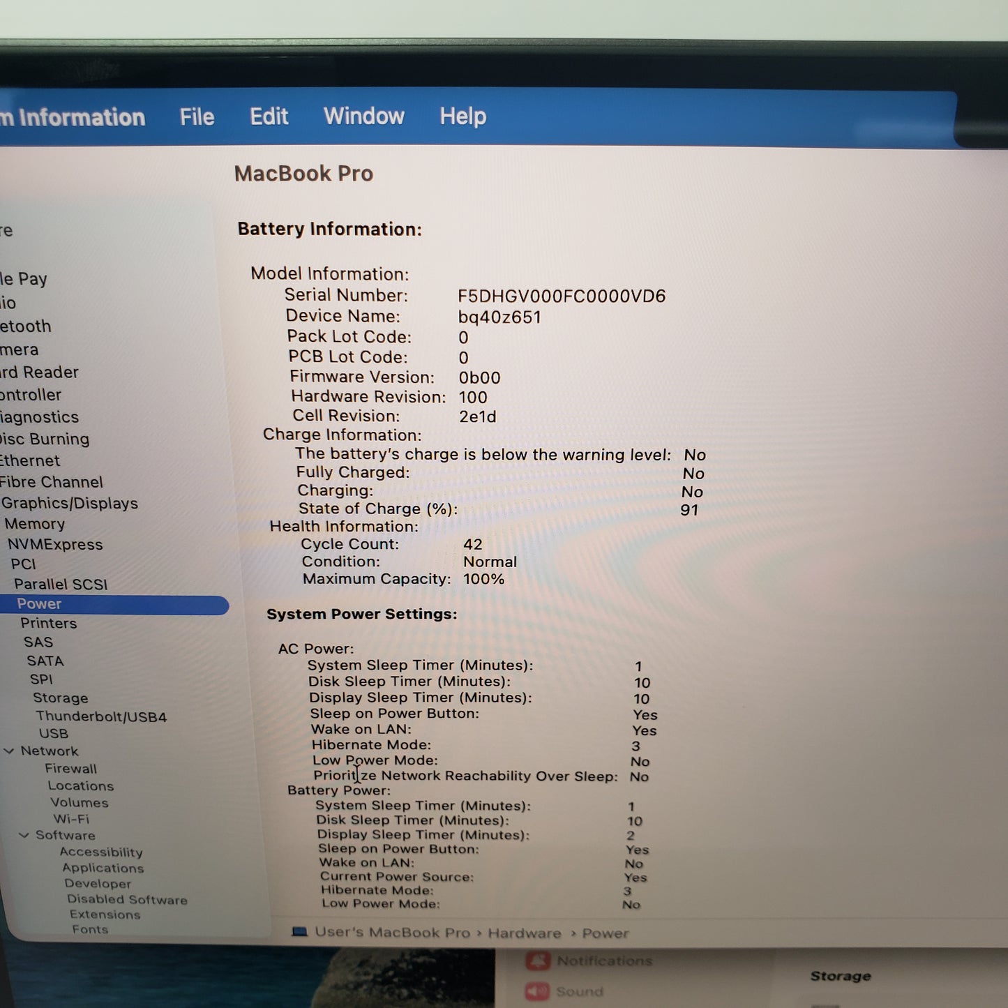 2025 Apple MacBook Pro 14" M5 10C GPU 4.61GHZ 16GB RAM 512GB SSD MDE04LL/A