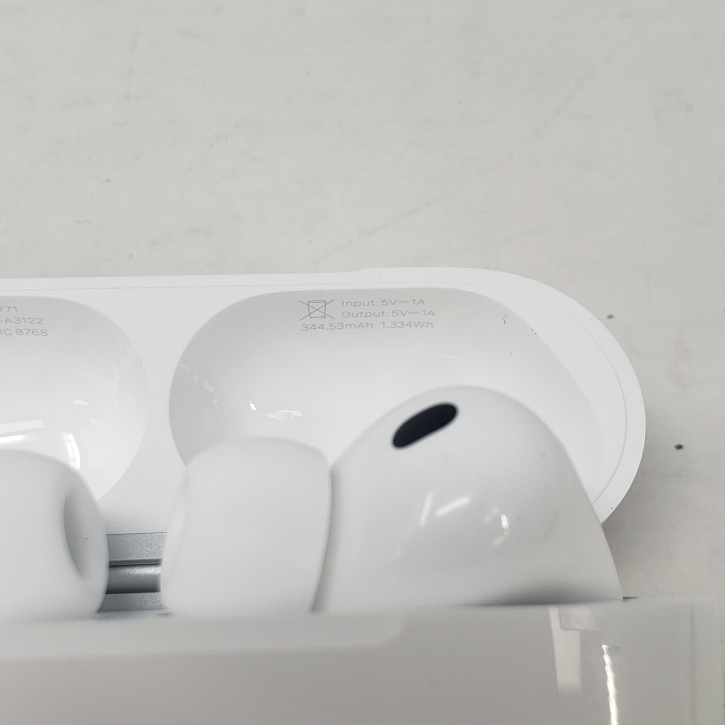 Apple AirPods Pro 3rd Gen with MagSafe Charging Case A3064 A3063 A3122 MFHP4LL/A