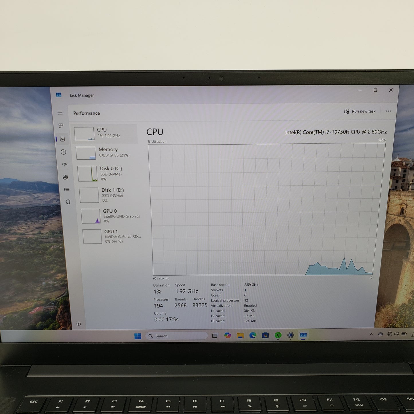 Razer Blade 15 RZ09 15.6" i7-10750H 2.6GHz 32GB RAM 2TB SSD 512GB SSD GeForce