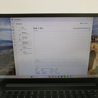 Razer Blade 15 RZ09 15.6" i7-10750H 2.6GHz 32GB RAM 2TB SSD 512GB SSD GeForce