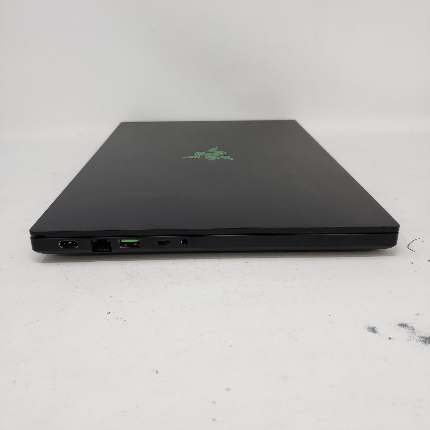 Razer Blade 15 RZ09 15.6" i7-10750H 2.6GHz 32GB RAM 2TB SSD 512GB SSD GeForce