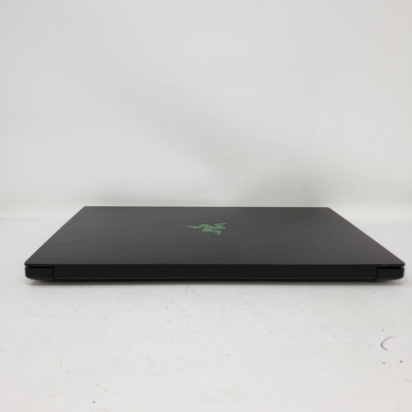 Razer Blade 15 RZ09 15.6" i7-10750H 2.6GHz 32GB RAM 2TB SSD 512GB SSD GeForce