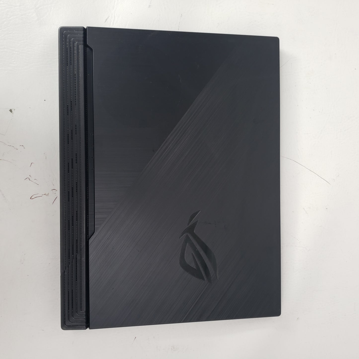 Asus ROG Strix G531GT 15.6" i7-9750H 2.6GHz 16GB RAM 512GB SSD GeForce GTX 1650