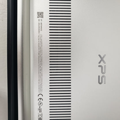 Dell XPS 7390 13.3" i5-10210U 1.6GHz 8GB RAM 256GB SSD