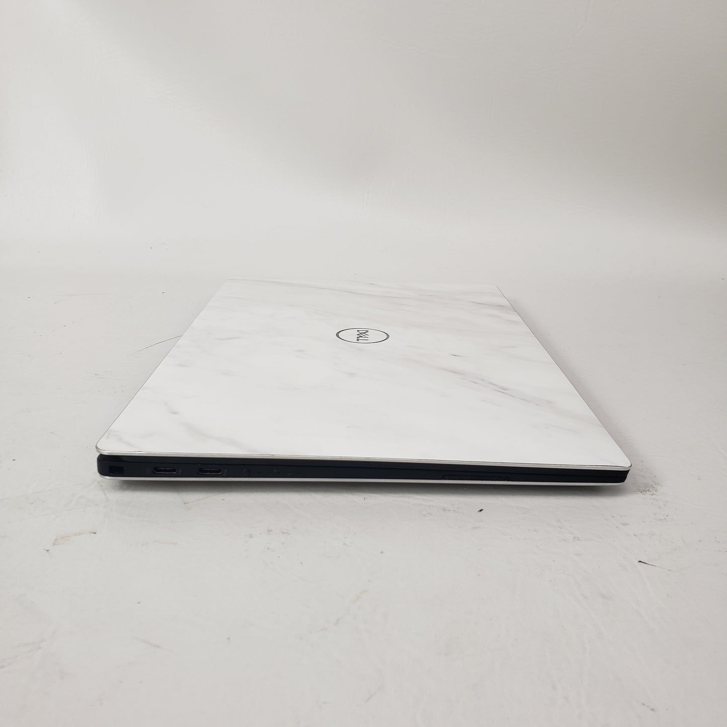 Dell XPS 7390 13.3" i5-10210U 1.6GHz 8GB RAM 256GB SSD