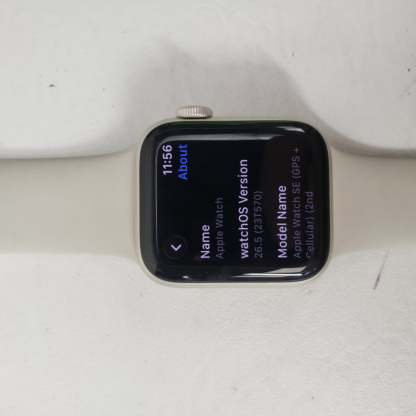 Unlocked Apple Watch SE 2nd Gen 40MM Starlight Aluminum Starlight Sport Band MRG03LL/A