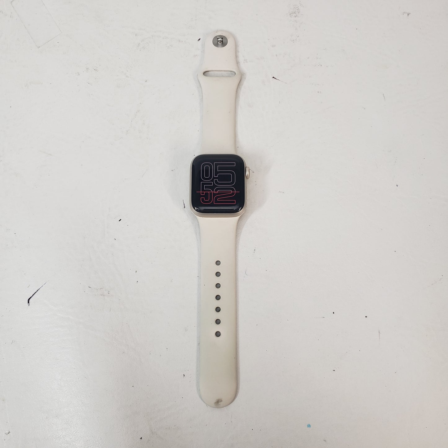 GPS Only Apple Watch SE 3 40MM Starlight Aluminum Starlight Sport Band MEH34LW/A