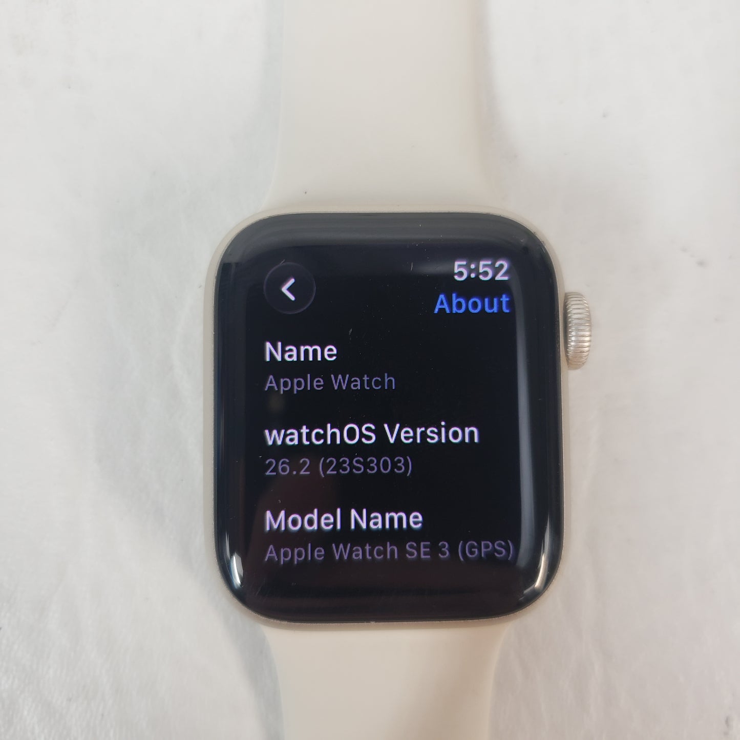 GPS Only Apple Watch SE 3 40MM Starlight Aluminum Starlight Sport Band MEH34LW/A