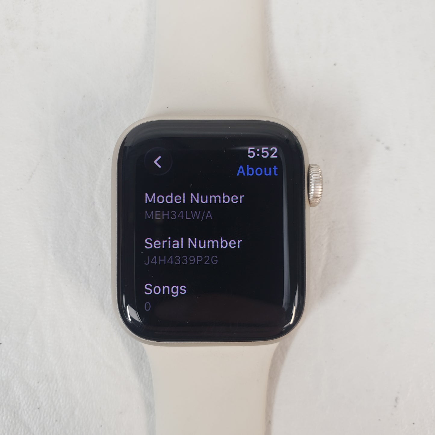 GPS Only Apple Watch SE 3 40MM Starlight Aluminum Starlight Sport Band MEH34LW/A