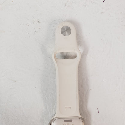 GPS Only Apple Watch SE 3 40MM Starlight Aluminum Starlight Sport Band MEH34LW/A