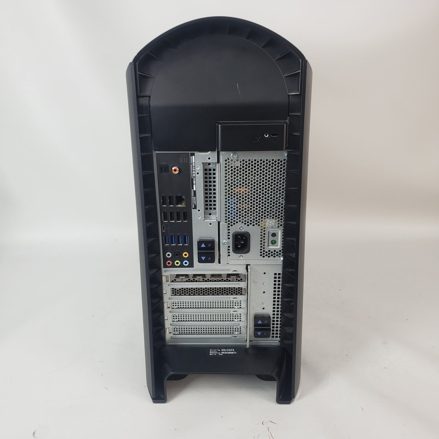 Alienware Aurora R11 6A70DRH Core i7-10700F 2.90GHz 16GB RAM 2TB HDD 512GB SSD GeForce RTX 2080 Super