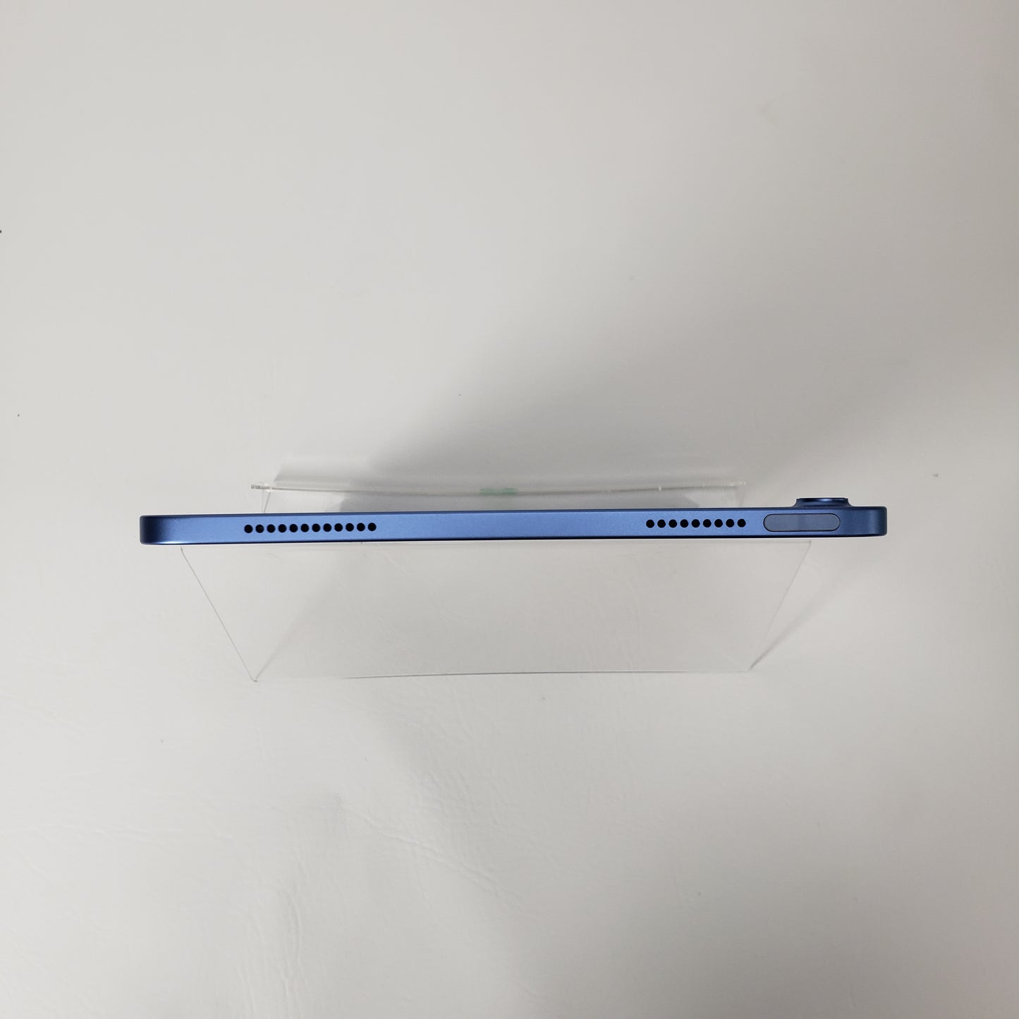 WiFi Only Apple iPad 11" (A16) 128GB Blue MD4A4LL/A