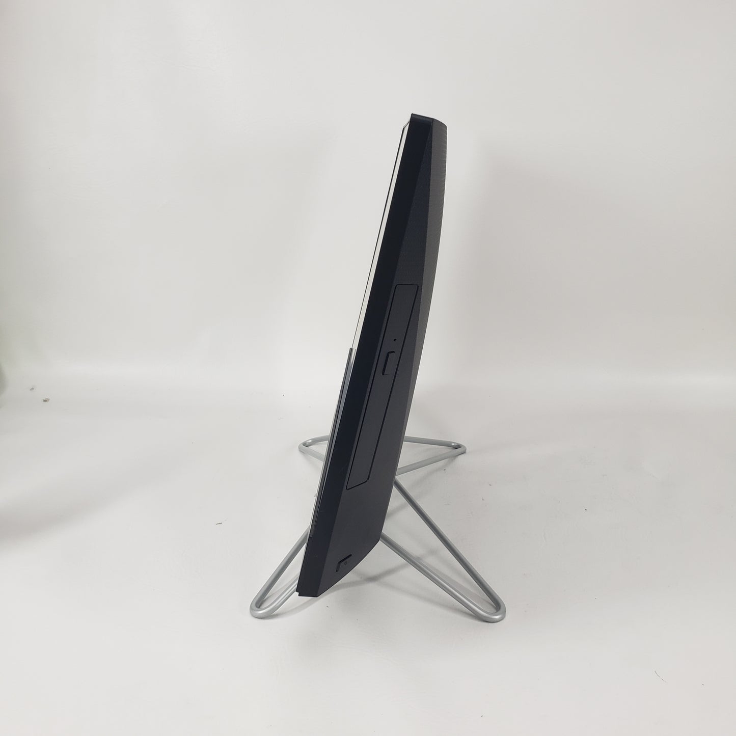 HP Touch All-In-One 22 CVUS8SG 21.5" Ryzen 3 3250U 2.60GHz 8GB RAM 1TB HDD