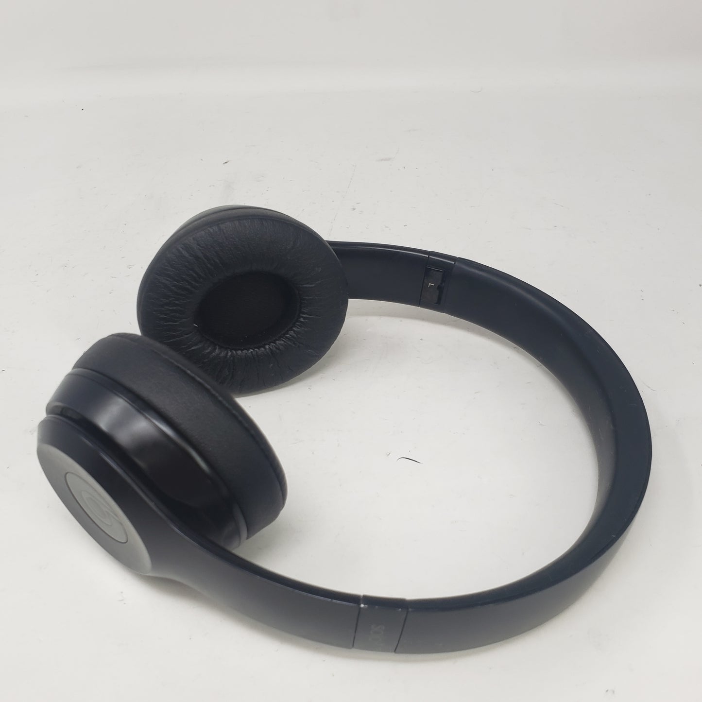 Beats Solo3 Wireless On-Ear Bluetooth Headphones Black A1796