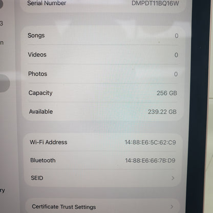 WiFi Only Apple iPad Air 4th Gen 256GB Rose Gold MYFX2LL/A