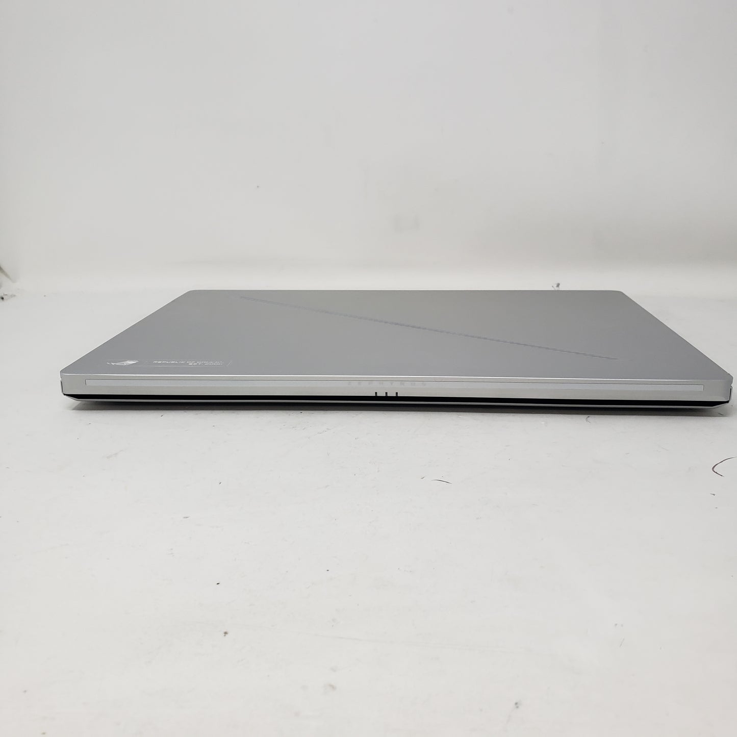 Asus ROG Zephyrus G14 GA403UV 14" Ryzen 9 8945HS 4.0GHz 16GB RAM 1TB SSD GeForce