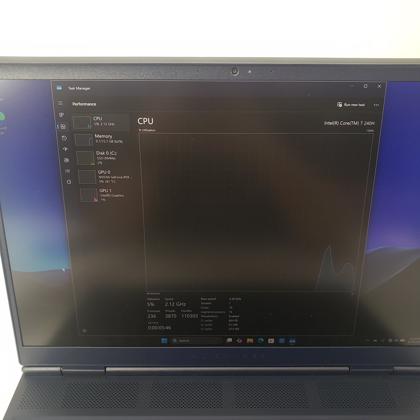 Alienware 16 Aurora AC16250 16" Core 7 240H 2.5GHz 16GB RAM 1TB SSD GeForce RTX 