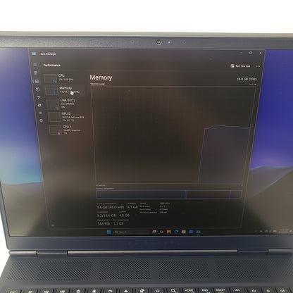 Alienware 16 Aurora AC16250 16" Core 7 240H 2.5GHz 16GB RAM 1TB SSD GeForce RTX 