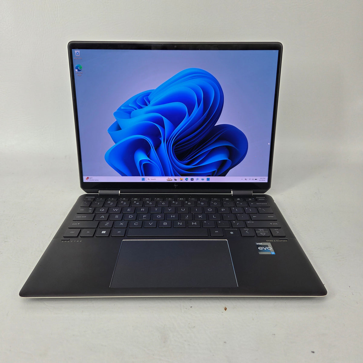 HP Spectre x360 14-ef2023dx 13.5" i7-1255U 1.7GHz 16GB RAM 1TB SSD
