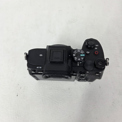 Sony Alpha A7 IV 33.0 MP Mirrorless Interchangeable Lens