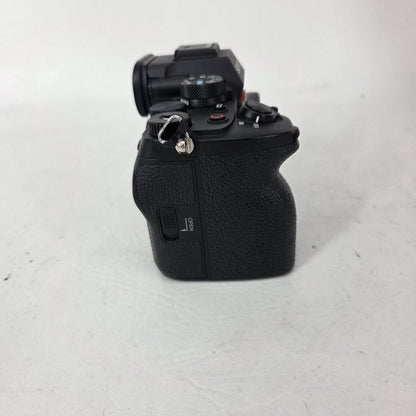Sony Alpha A7 IV 33.0 MP Mirrorless Interchangeable Lens