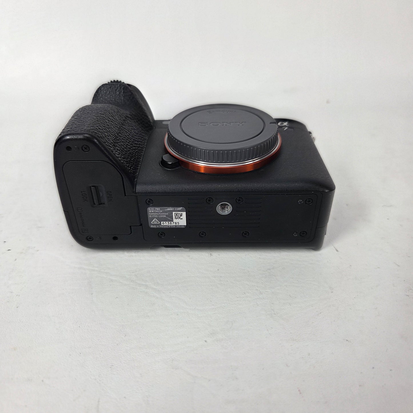Sony Alpha A7 IV 33.0 MP Mirrorless Interchangeable Lens