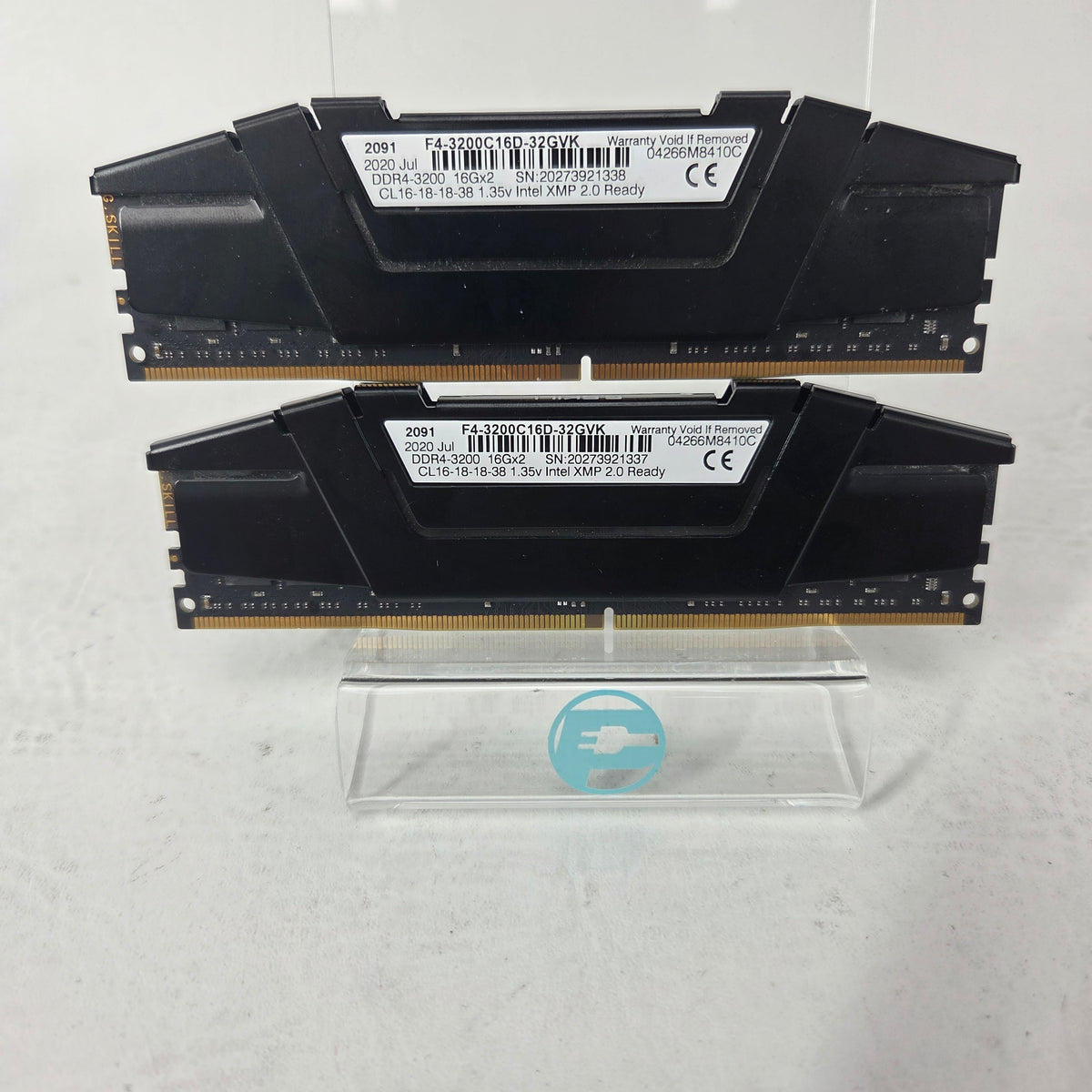 G.Skill Ripjaws V 32GB (2x16GB) RAM DDR4 3200MHz F4-3200C16D-32GVK