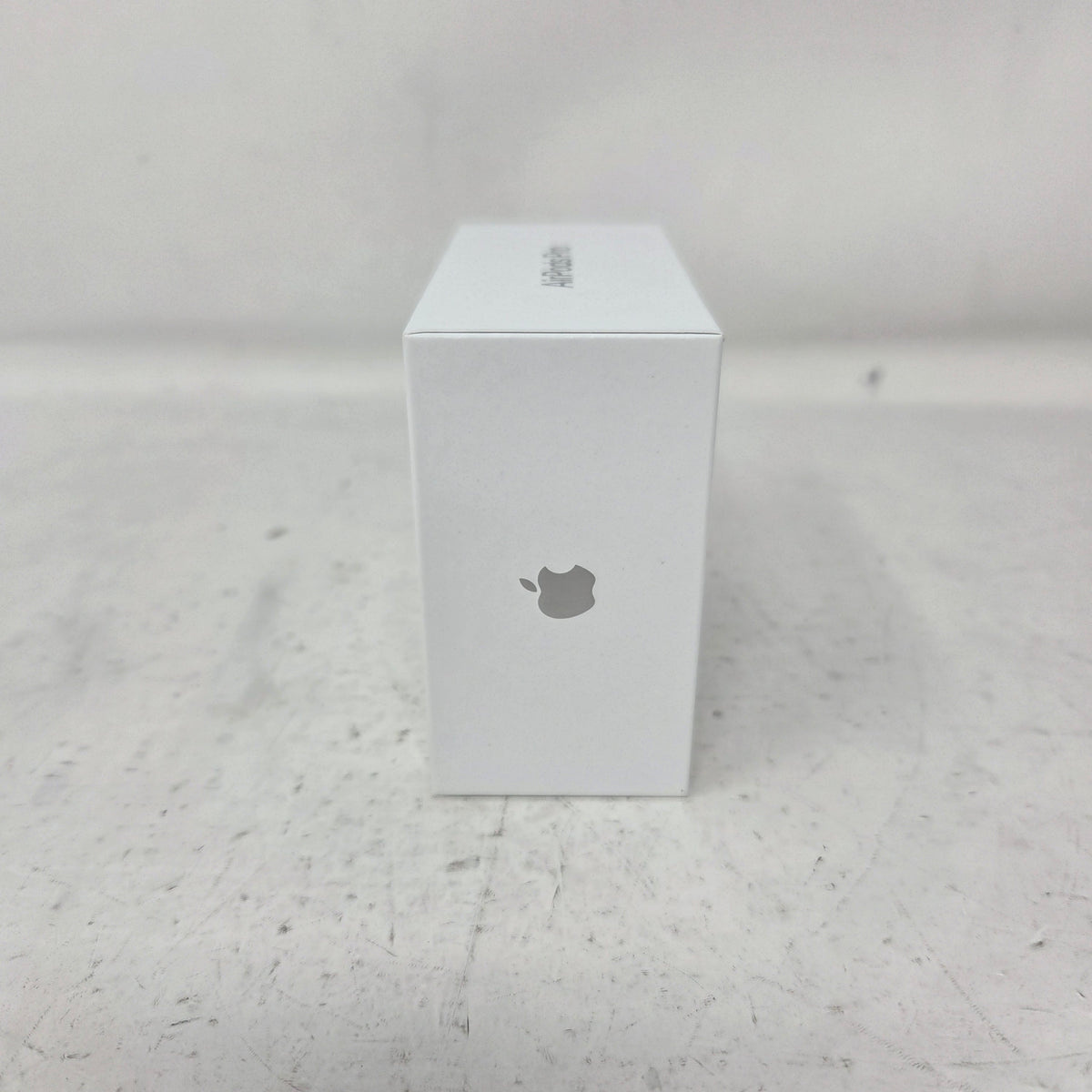 New Apple AirPods Pro 3rd Gen with MagSafe Charging Case A3064 A3063 A3122 MFHP4ZM/A