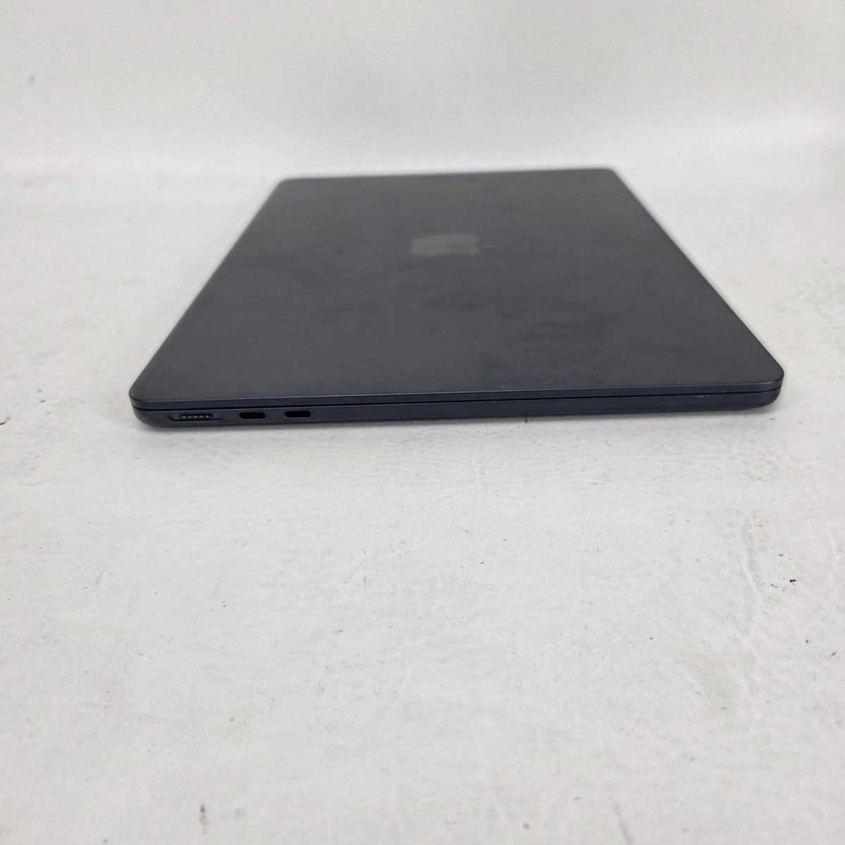 2024 Apple MacBook Air 13.6" M3 8C GPU 4.0GHz 8GB RAM 256GB SSD A3113