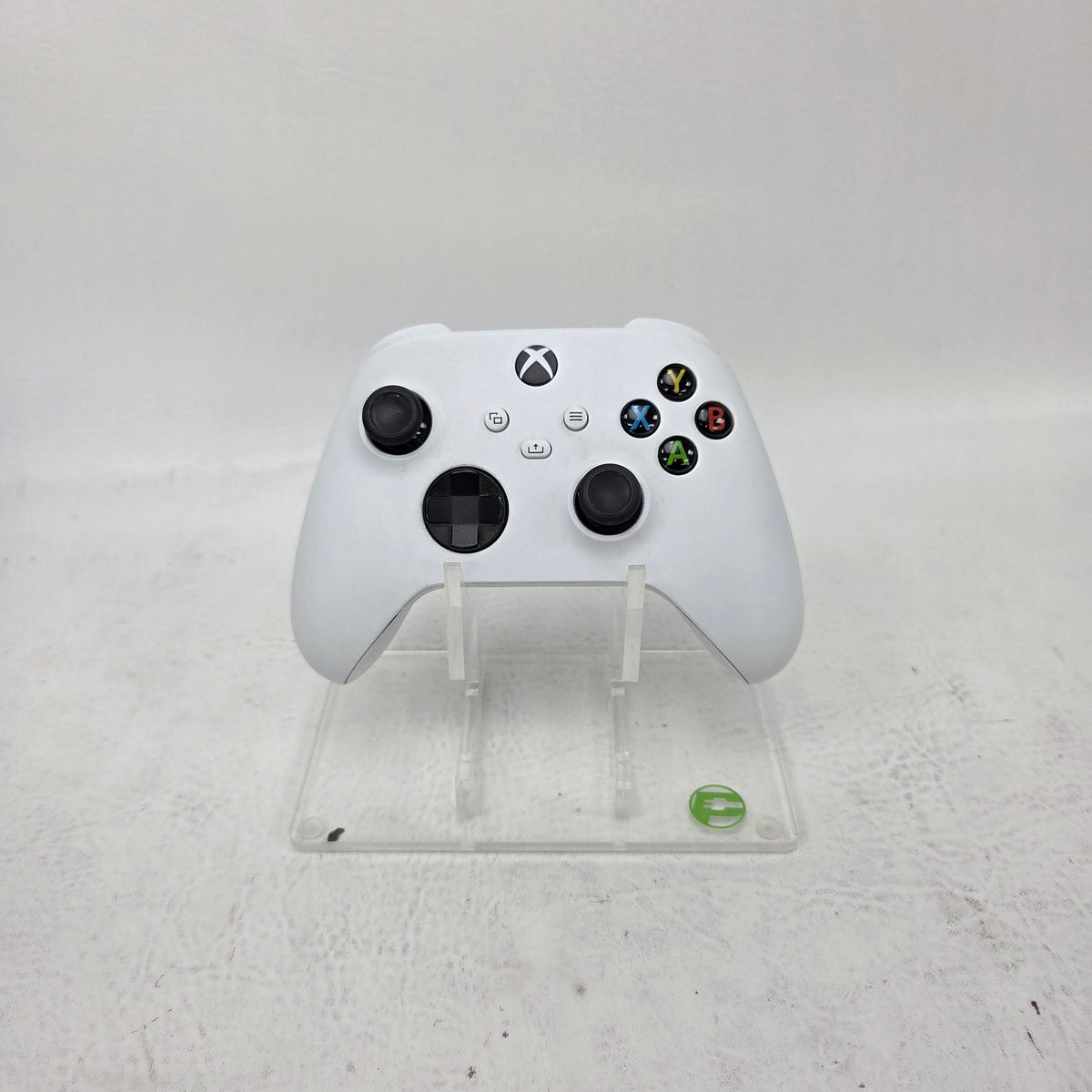 Microsoft Xbox Series S 1TB Console Gaming System White 1883