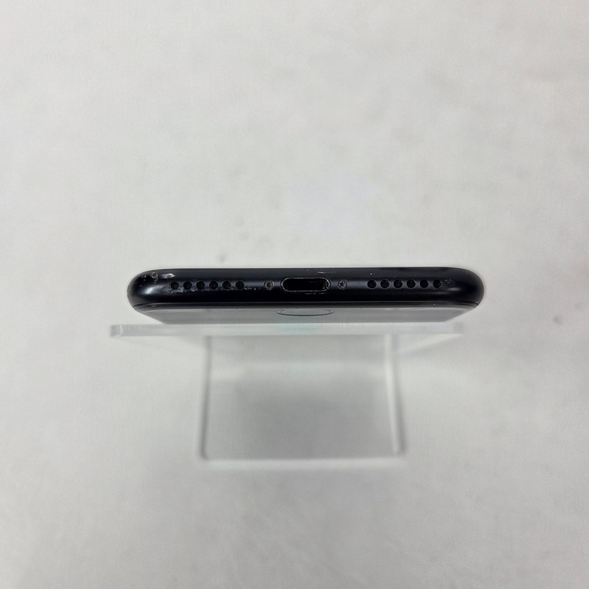 Factory Unlocked Apple iPhone SE 2nd Gen 64GB Black MHG43LL/A