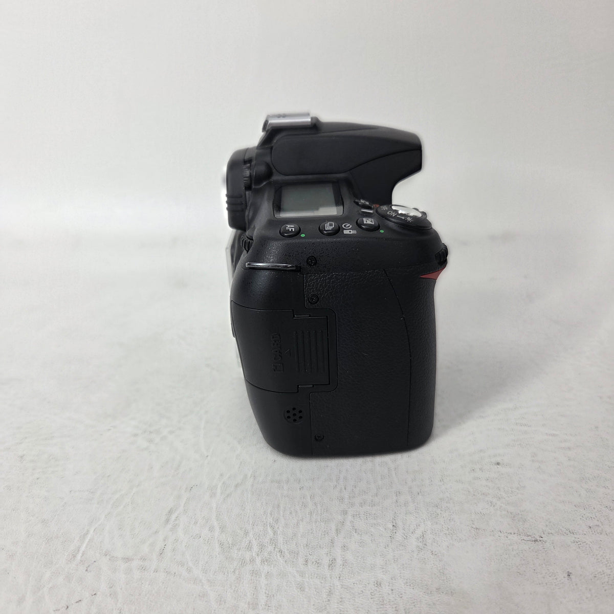 Nikon D90 12.3MP Digital SLR DSLR Camera
