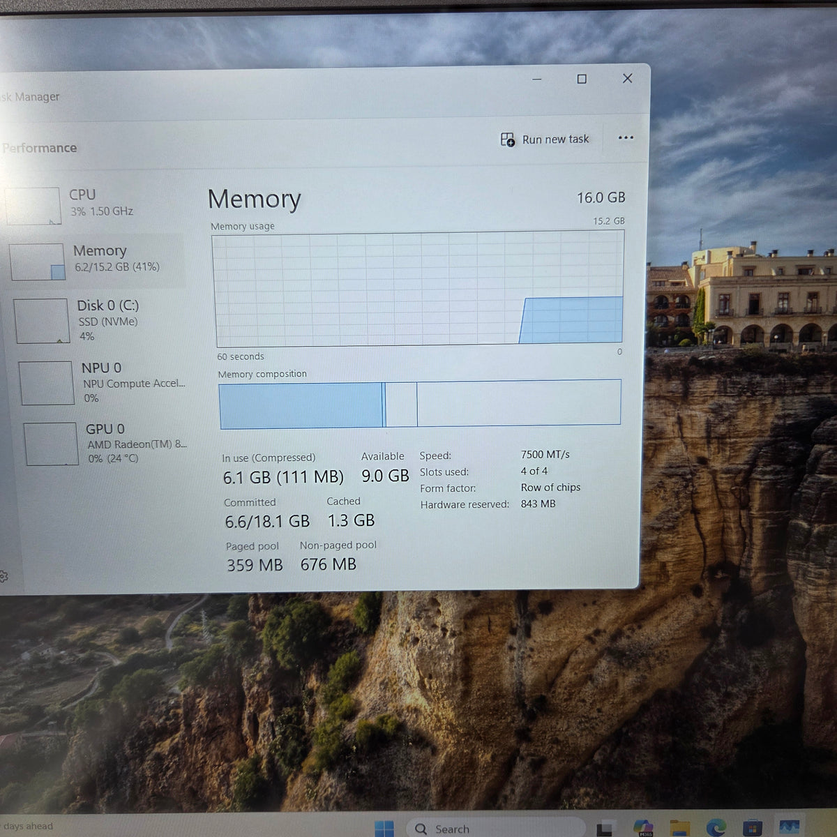 Dell Pro 16 Plus VJOL5GD 16" Ryzen AI 5 Pro 2.0GHz 16GB RAM 512GB SSD GeForce 