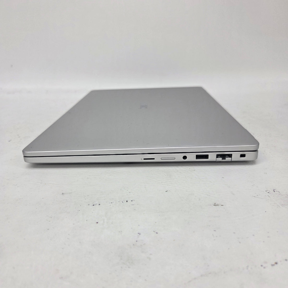 Dell Pro 16 Plus 4CO6VHS Ryzen AI 5 Pro 340 2.0GHz 16GB RAM 512GB SSD GeForce 