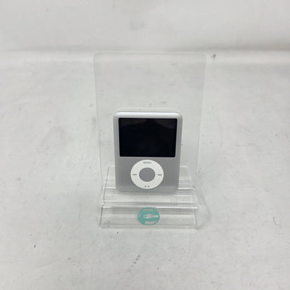 Apple iPod Nano 3rd Gen 4GB Silver A1236