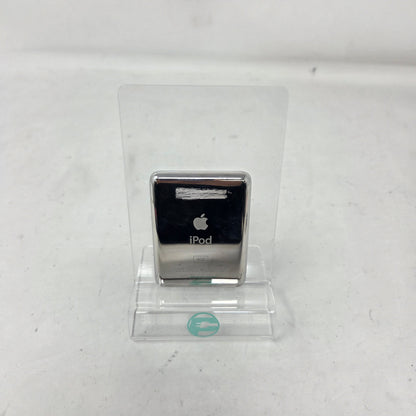 Apple iPod Nano 3rd Gen 4GB Silver A1236
