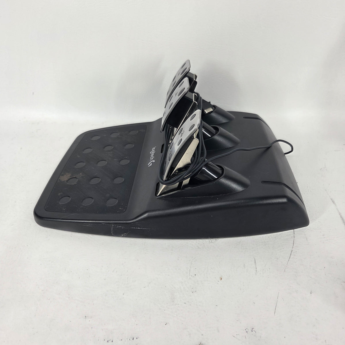Logitech G920 Driving Force Racing Wheel & Pedals