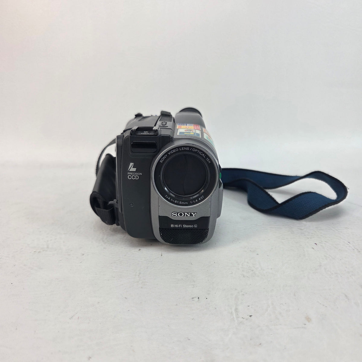 Sony Handycam CCD-TRV52 8mm Analog Camcorder
