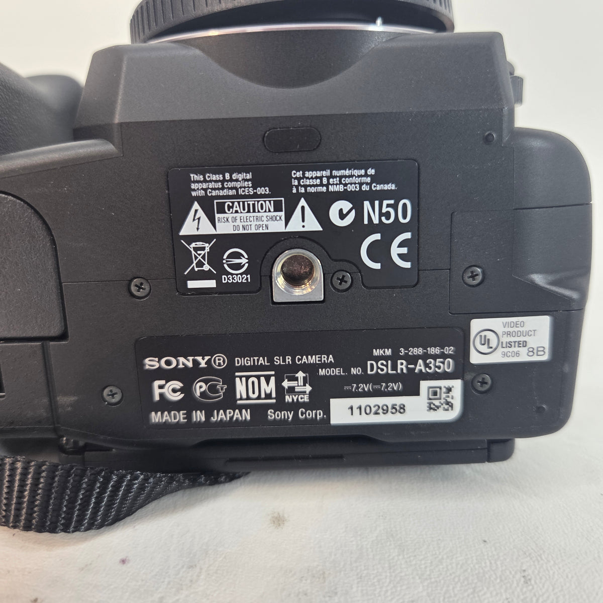Sony Alpha A350 14.2 MP Digital SLR DSLR Camera