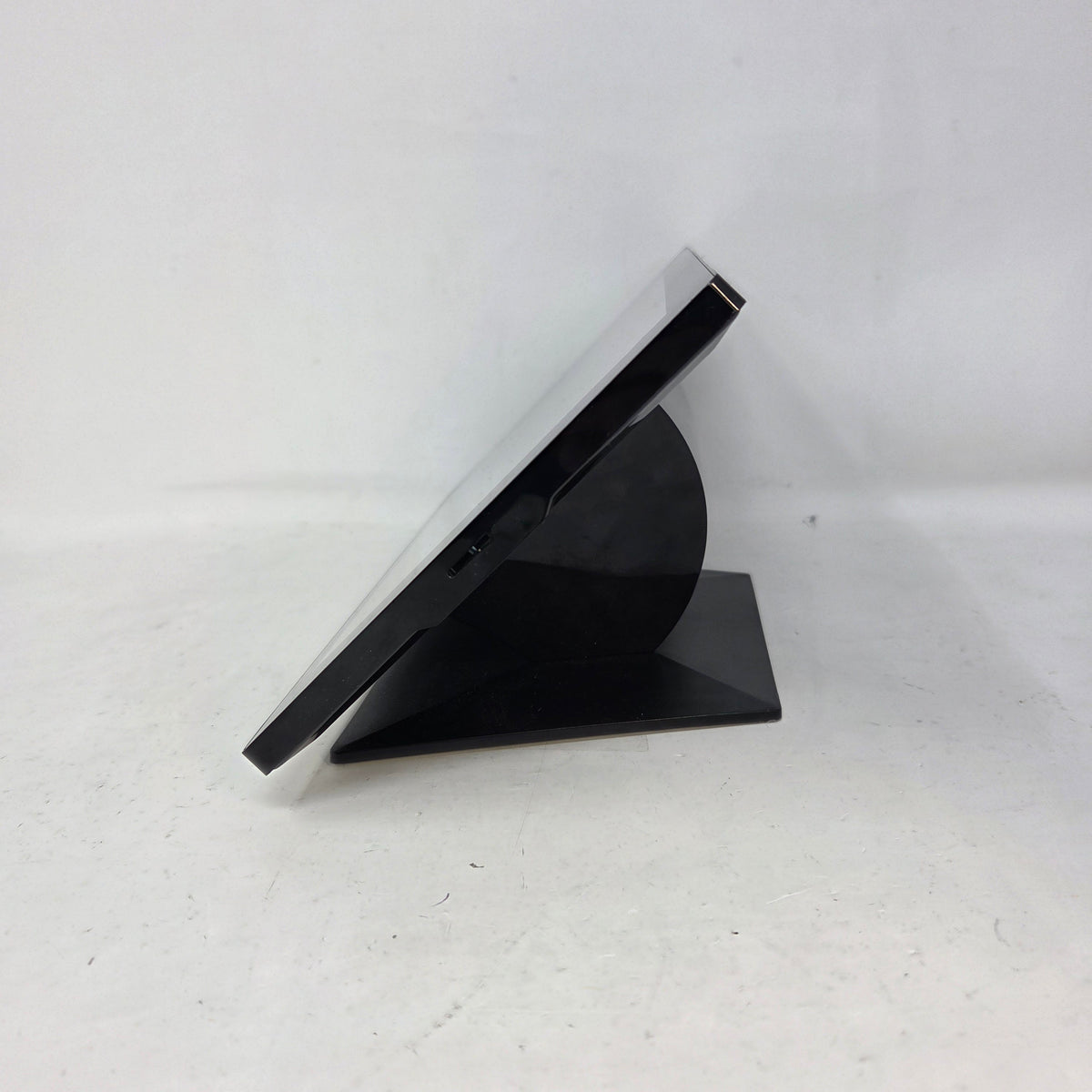 Crestron TSW-1060-B-S Touch Screen Interface 